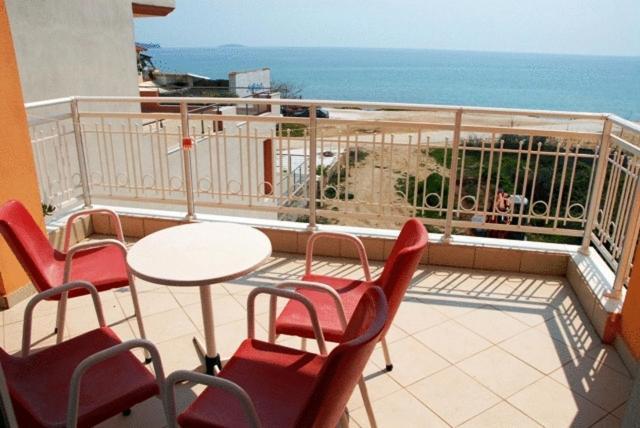 Avra Apartments 리메나리아 객실 사진